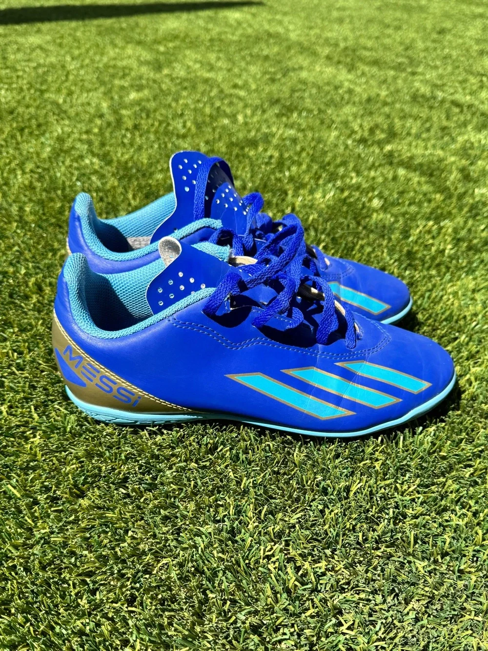 Adidas Messi indoor soccer shoes futsal